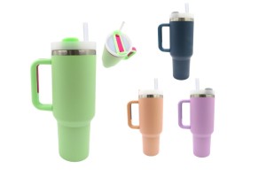 HM366 COPO ISOTERMICO 591 ML C/TAMPA